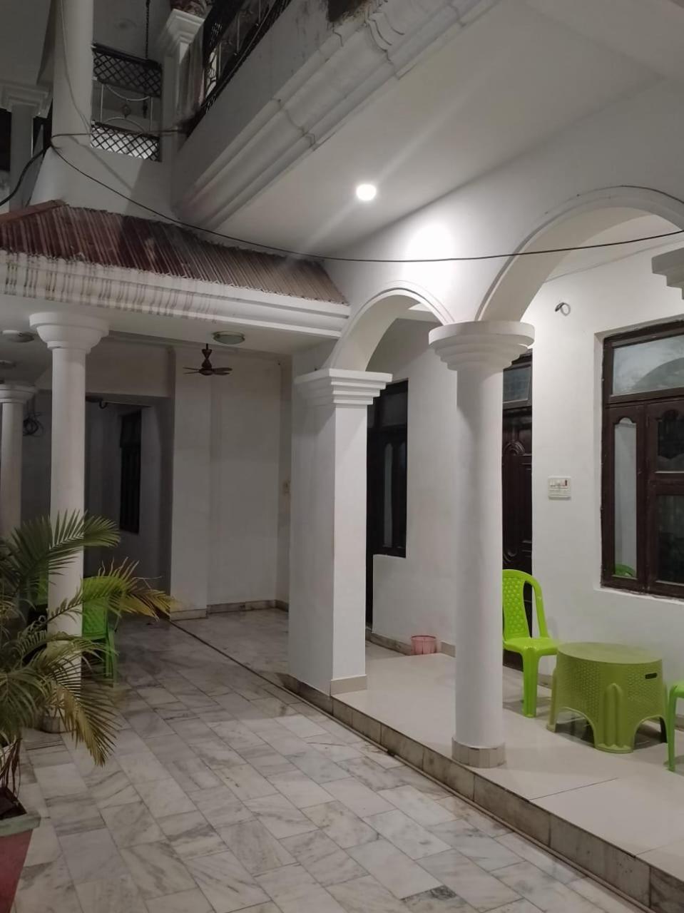 Varuna Palace Varanasi , Near Mandir & Ghat'S Eksteriør bilde