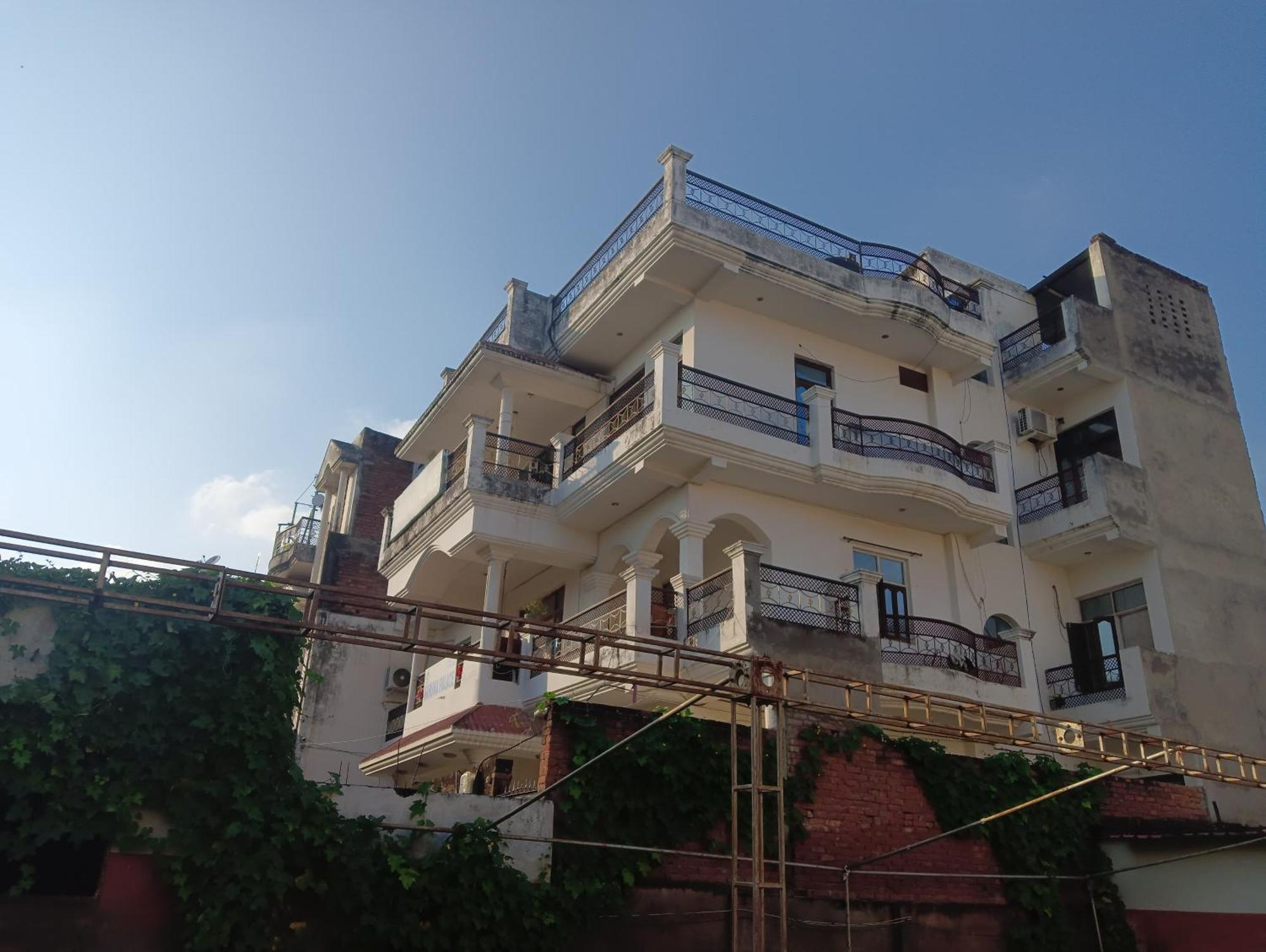 Varuna Palace Varanasi , Near Mandir & Ghat'S Eksteriør bilde